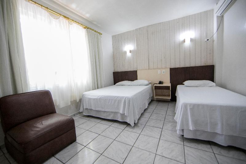 פוז דו איגואסו Hotel Dany מראה חיצוני תמונה
