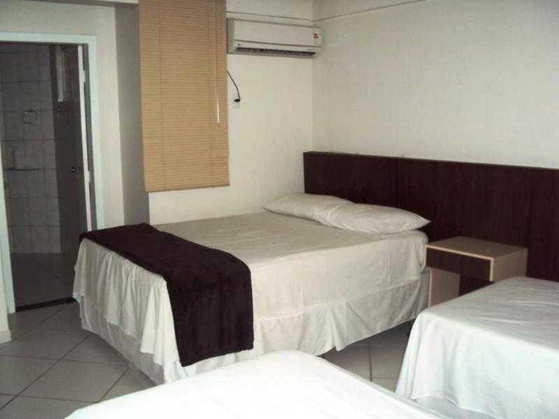 פוז דו איגואסו Hotel Dany מראה חיצוני תמונה