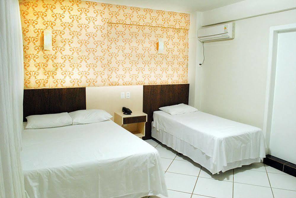 פוז דו איגואסו Hotel Dany מראה חיצוני תמונה