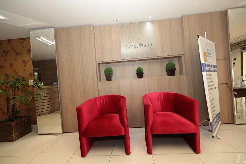 פוז דו איגואסו Hotel Dany מראה חיצוני תמונה