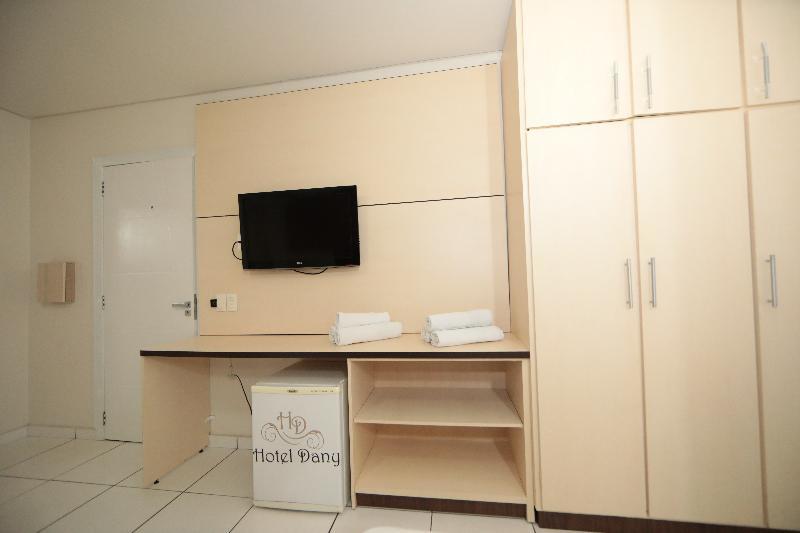 פוז דו איגואסו Hotel Dany מראה חיצוני תמונה